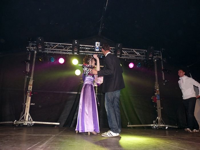 Fliederk&ouml;nigin gew&auml;hlt