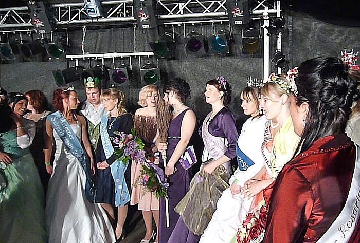 Fliederk&ouml;nigin gew&auml;hlt