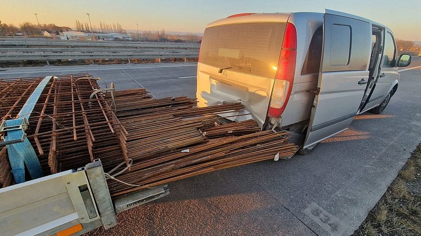 Auffahrunfall mit Folgen auf der A71