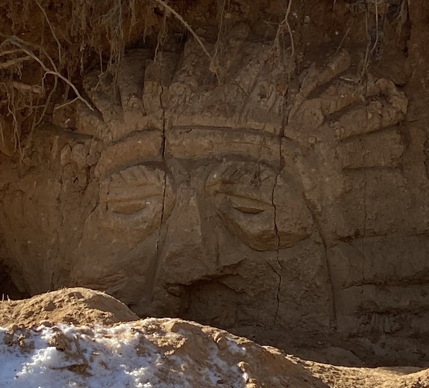 Steinkreuze, Grenzsteine, Mayas und andere Merkw&uuml;rdigkeiten. Wanderung im Februar