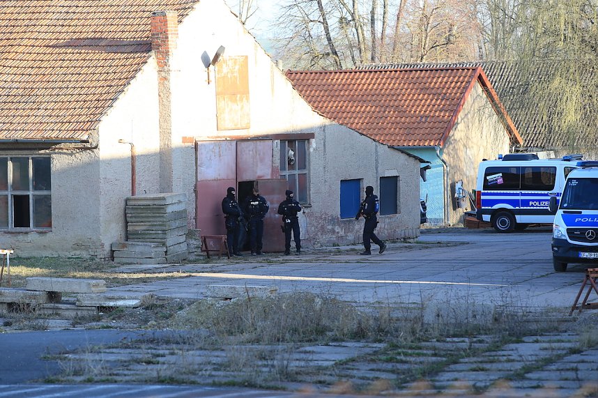 LKA sucht nach Waffen im Kyffh&auml;userkreis 