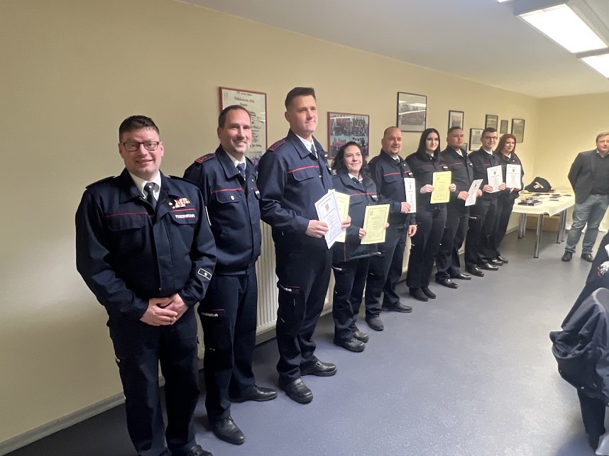 Jahreshauptversammlung bei der Feuerwehr Greu&szlig;en