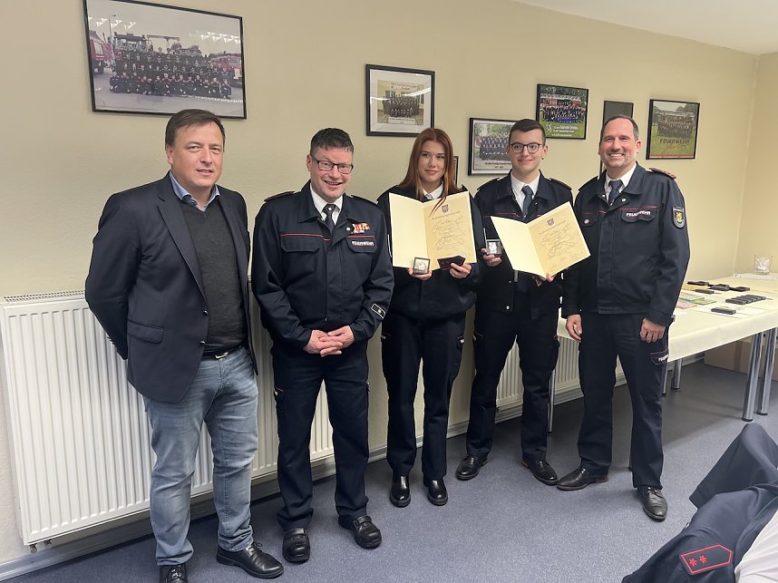 Jahreshauptversammlung bei der Feuerwehr Greu&szlig;en