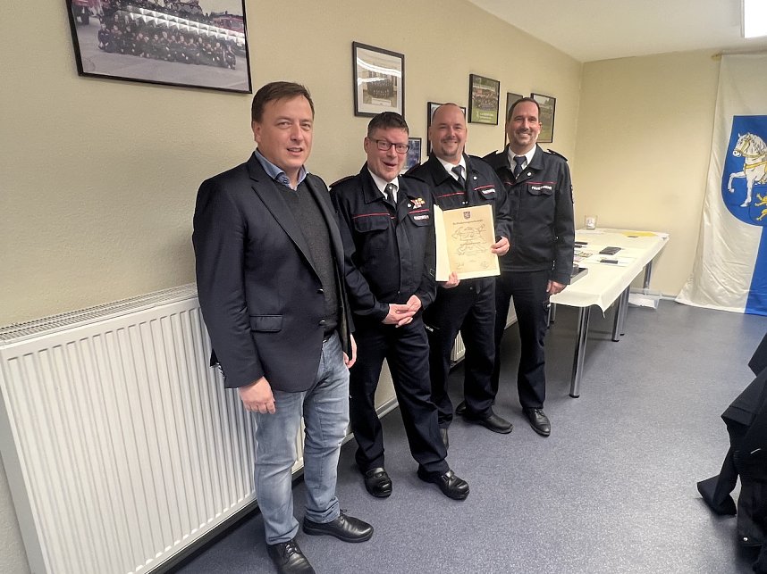 Jahreshauptversammlung bei der Feuerwehr Greu&szlig;en