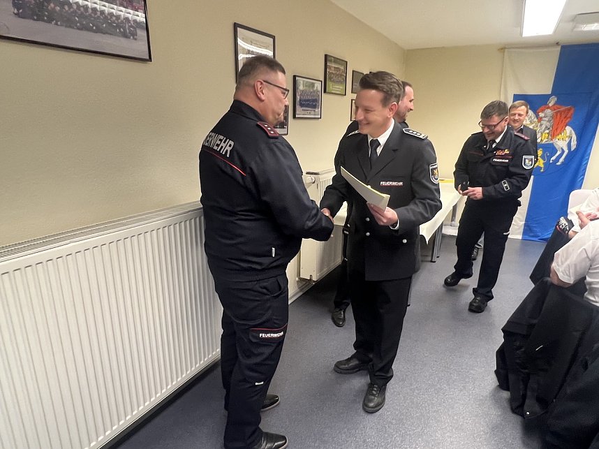 Jahreshauptversammlung bei der Feuerwehr Greu&szlig;en