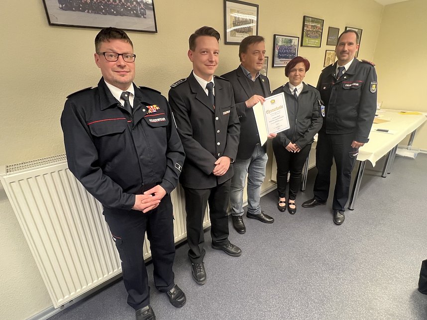 Jahreshauptversammlung bei der Feuerwehr Greu&szlig;en