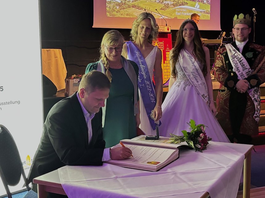 18. Ehrenamtsgala in Bad Frankenhausen - Elektri Kastner wurde mit dem Ehrenamtspreis geehrt