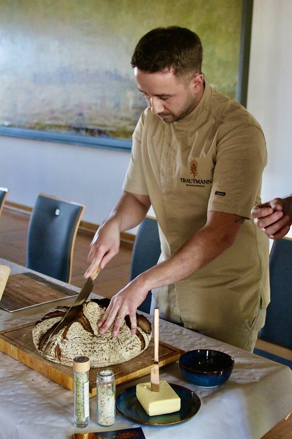 Festbier und leckeres Brot zu 500 Jahre Bauernschlacht, vorgestellt im Regionalmuseum in Bad Frankenhausen