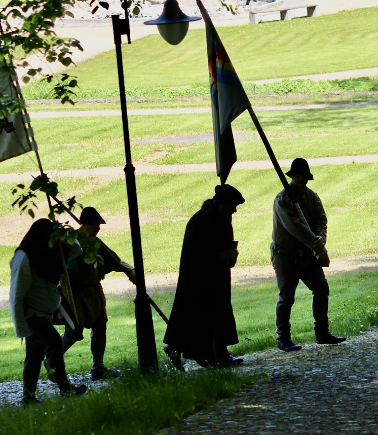 500 Jahre nach dem Bauernkrieg stellen 30 Darsteller in historischen Gew&auml;ndern den M&uuml;ntzer-Zug nach und machen Station in Ebeleben