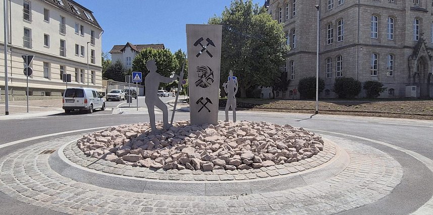 Nach 15 Monaten Bauzeit: Kreisverkehr in Sondershausen er&ouml;ffnet