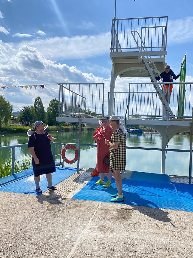 A....bombenmeisterschaft im Naturschwimmbad Heldrungen