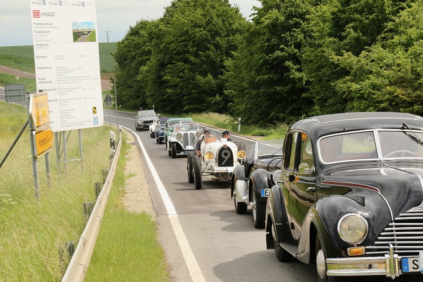 Oldtimer-Ausfahrt zum Sondersh&auml;user Stadtgeburtstag