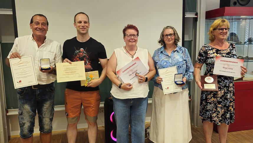 35 Jahre Karate Kwai Sondershausen; Geehrte v.li.n.re.Uwwe Pforr, Andreas Tischmacher, Ute Reichel, Judith Klaus, Birgit Jung 