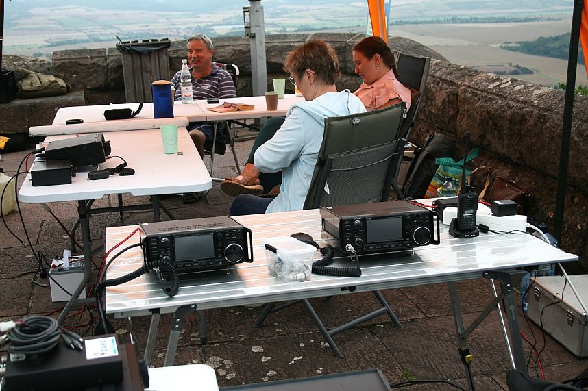 Funktertreffen am Kyffh&auml;userdenkmal