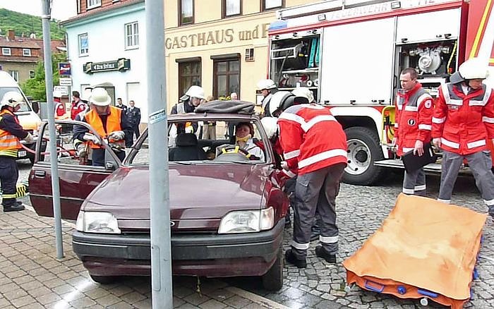 Rettungsarbeiten vor Ort
