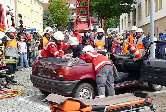 Rettungsarbeiten vor Ort