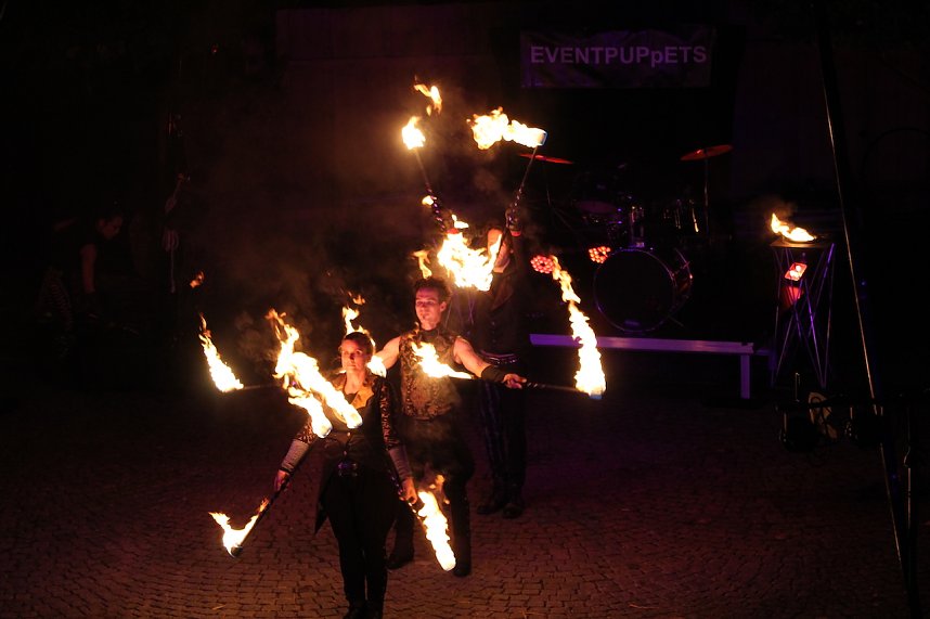 Spektakul&auml;re Feuershow von "EVENTPUPPETS" beim Mittelalterstadtfest in Bad Langensalza