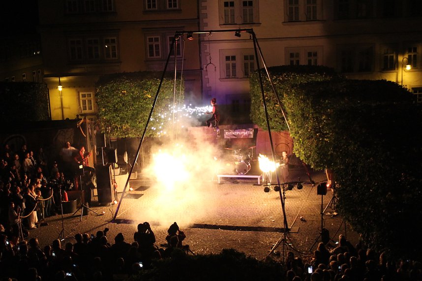 Spektakul&auml;re Feuershow von "EVENTPUPPETS" beim Mittelalterstadtfest in Bad Langensalza