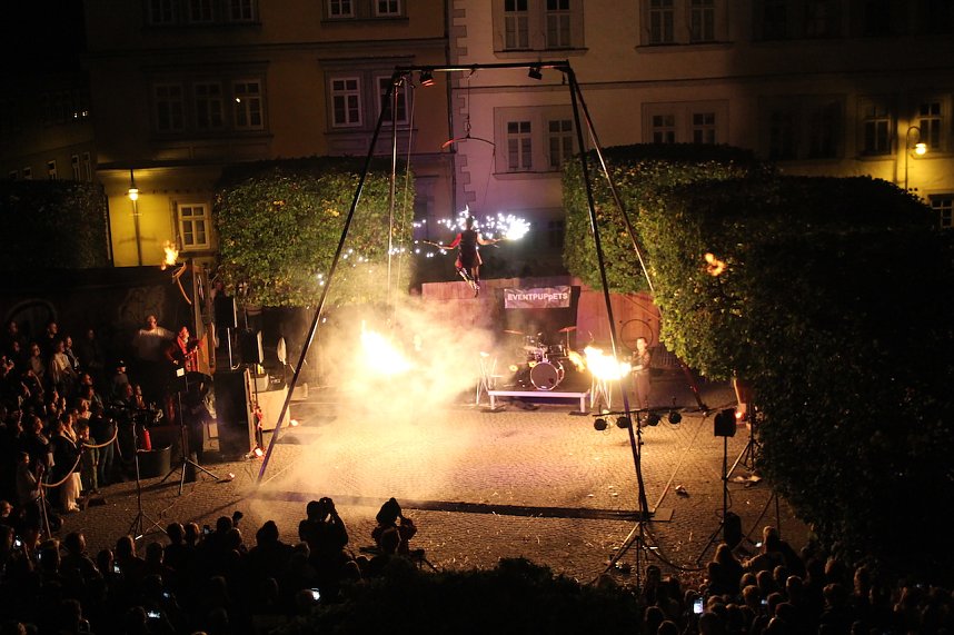 Spektakul&auml;re Feuershow von "EVENTPUPPETS" beim Mittelalterstadtfest in Bad Langensalza