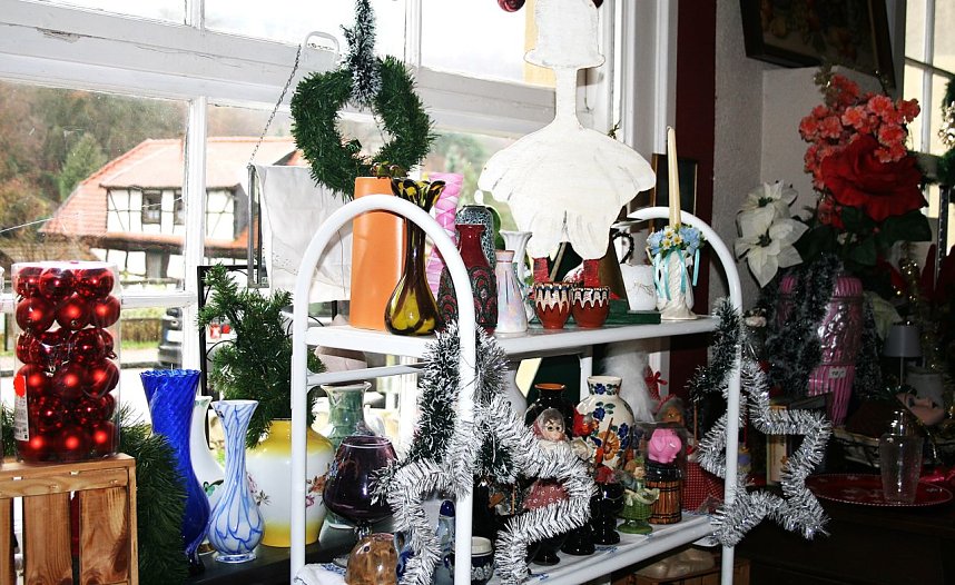 Weihnachtlicher Tr&ouml;delmarkt in Kelbra