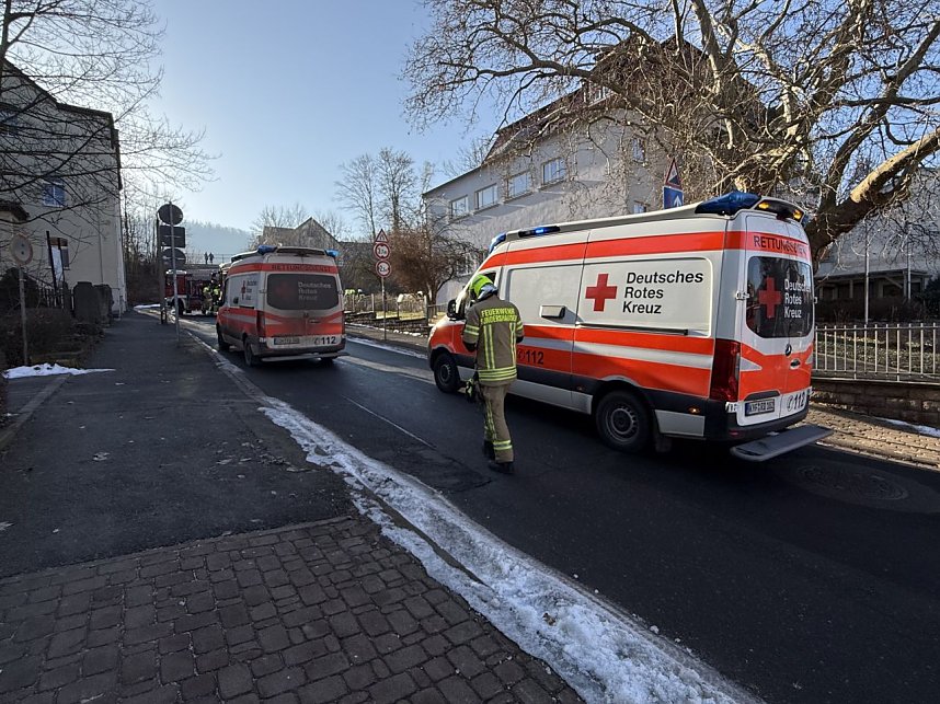 Ein Pick-Up hat vor einer Krankenkasse in Sondershausen eine Frau &uuml;berrollt.