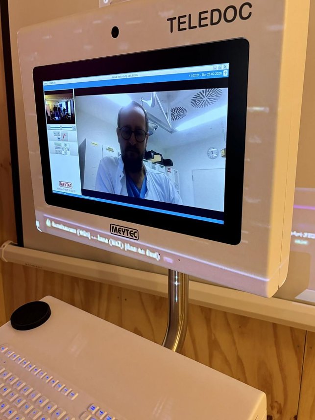 Demonstration der hersteller&uuml;bergreifenden Quantenschl&uuml;ssel-Verteilung (QKD) f&uuml;r kritische Infrastrukturen im Gesundheitskiosk Sundhausen