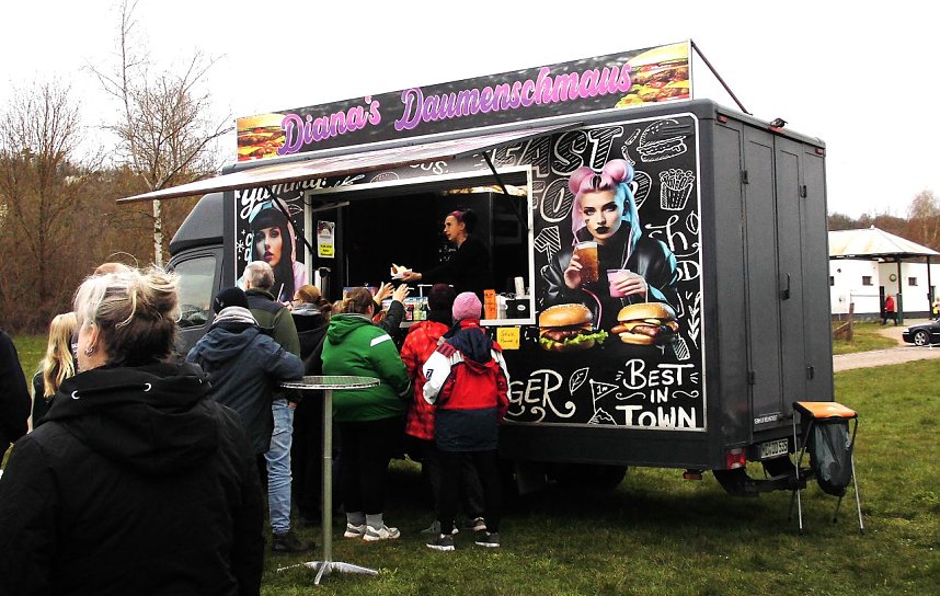 Osterfeuer am Stausee in Kelbra