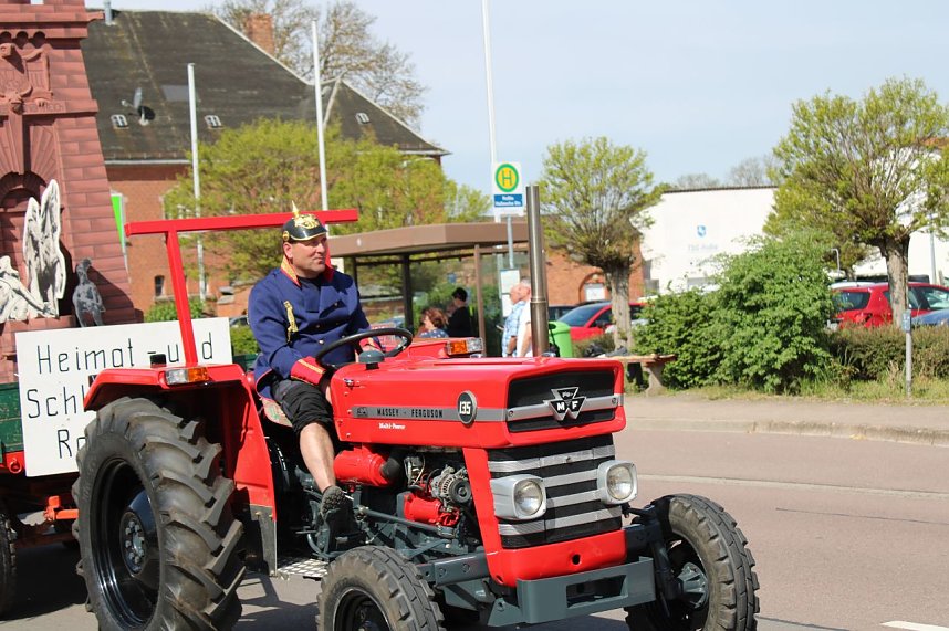 Festumzug zu 1030. Jahren Ro&szlig;la