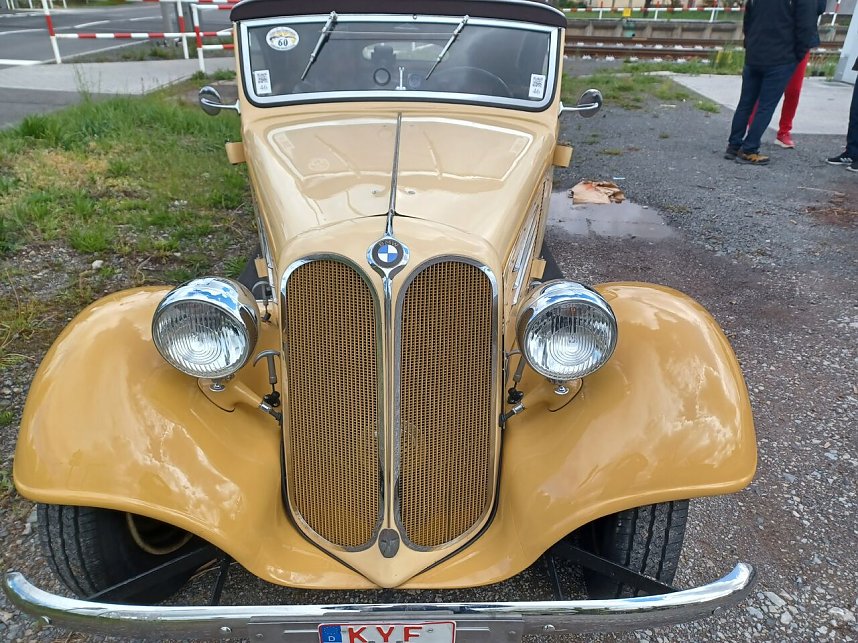 Der BMW 319 im Detail.