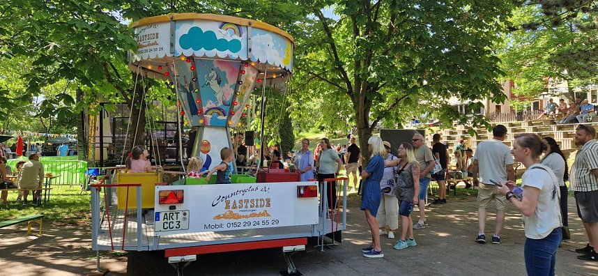 Das Stra&szlig;enfest der Kindervilla in Bad Frankenhausen wurde zum Wiesenfest