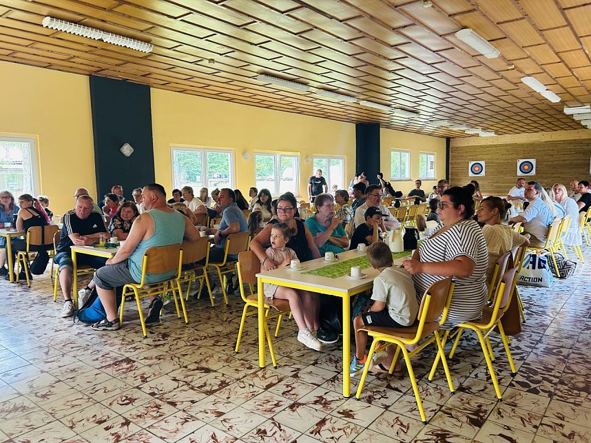 Sommerfest f&uuml;r Pflegefamilien im Ferienpark Feuerkuppe