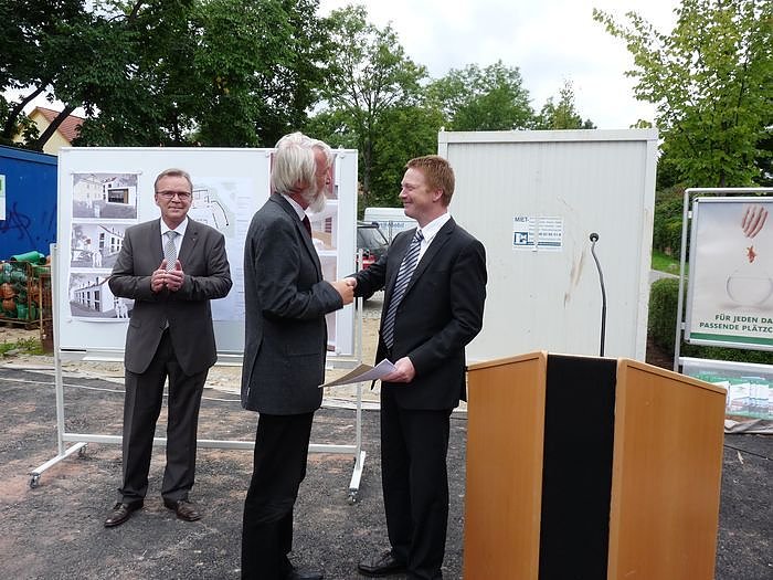 Symbolischer Spatenstich