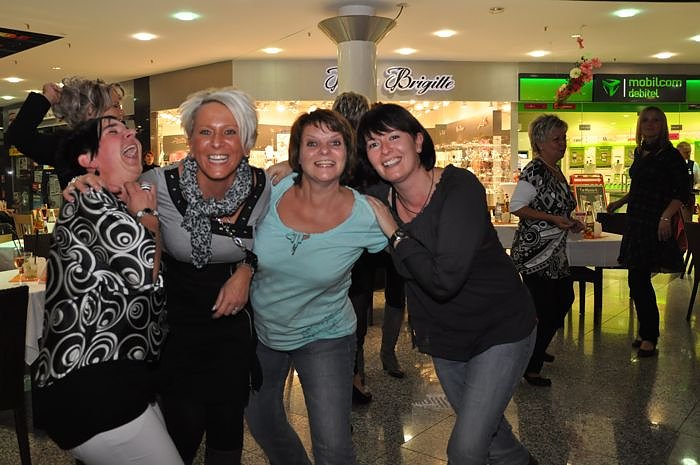 Geburtstagsfeier in der Galerie