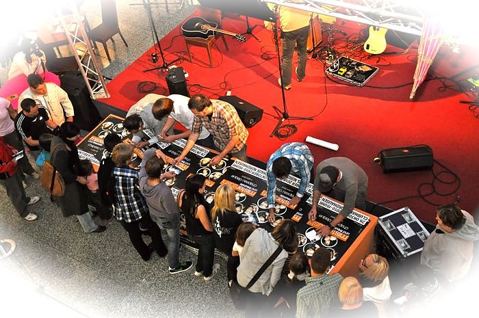 Buntes Programm zum FAMILIENTAG in der Galerie