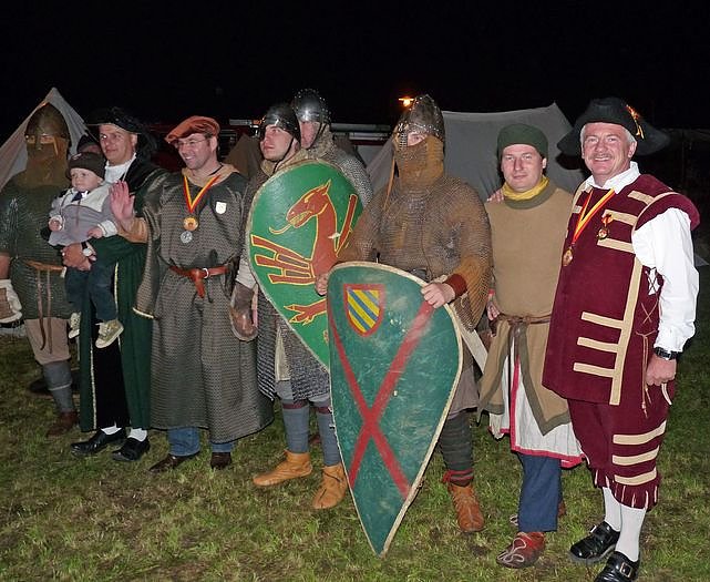 Feuerschau zum Bauernmarkt