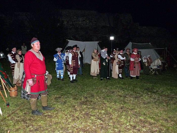 Feuerschau zum Bauernmarkt