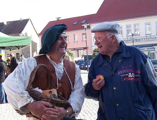 Impressionen Apfelschn&auml;pperamarkt