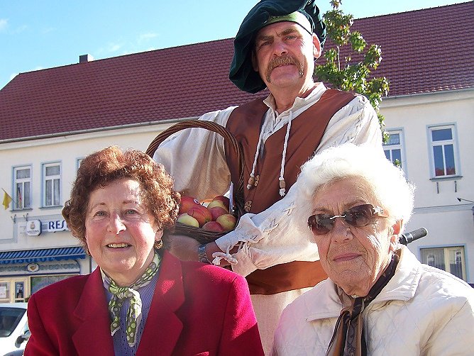 Impressionen Apfelschn&auml;pperamarkt