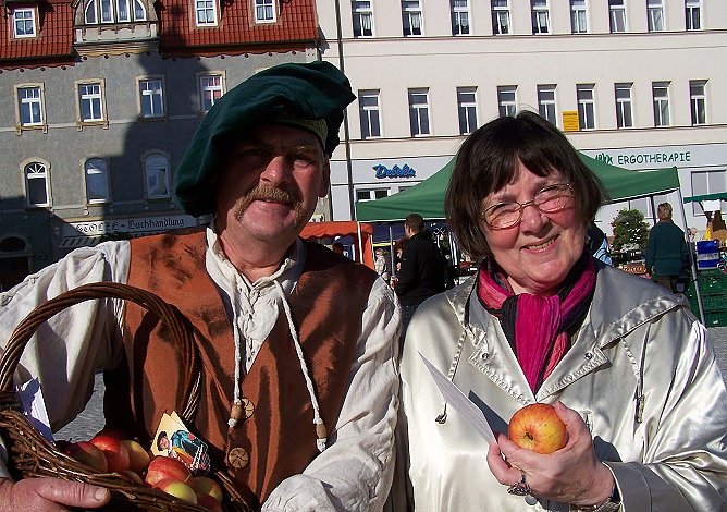 Impressionen Apfelschn&auml;pperamarkt