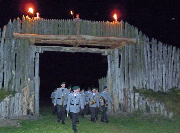 Gel&ouml;bnis im feierlichen Rahmen