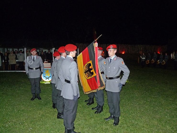 Gel&ouml;bnis im feierlichen Rahmen