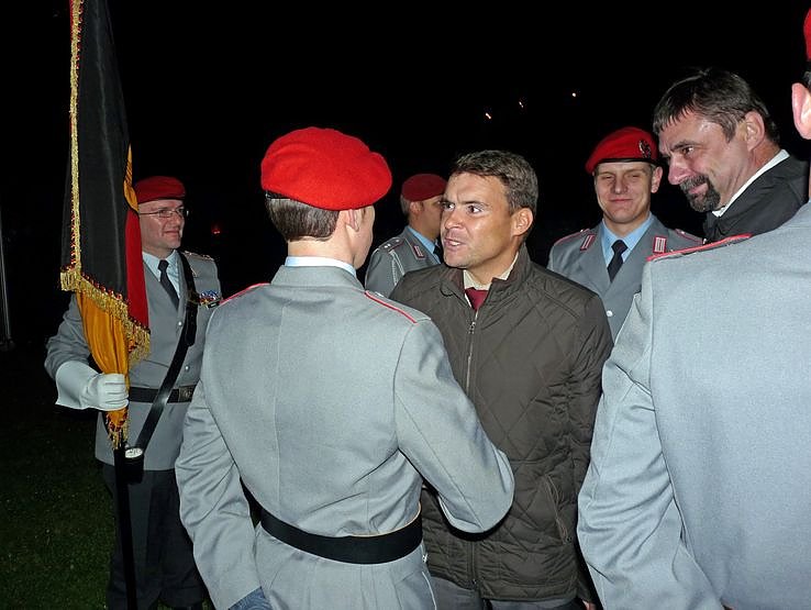 Gel&ouml;bnis im feierlichen Rahmen