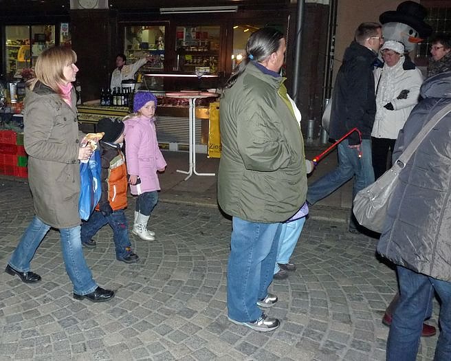 Laternenumzug und Feuerschau