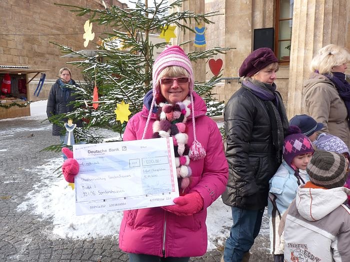 Sondersh&auml;user Weihnachtsmarkt er&ouml;ffnet