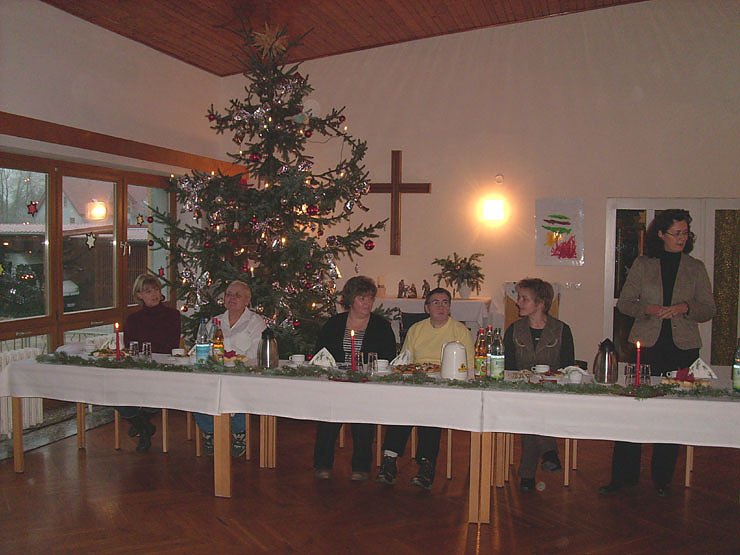Minsterpr&auml;sident Althaus bei der Gespr&auml;chsrunde 2