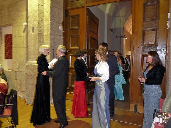 Schlossball er&ouml;ffnet