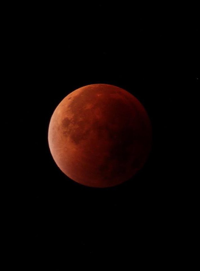 Bild: Blutmond (2)
