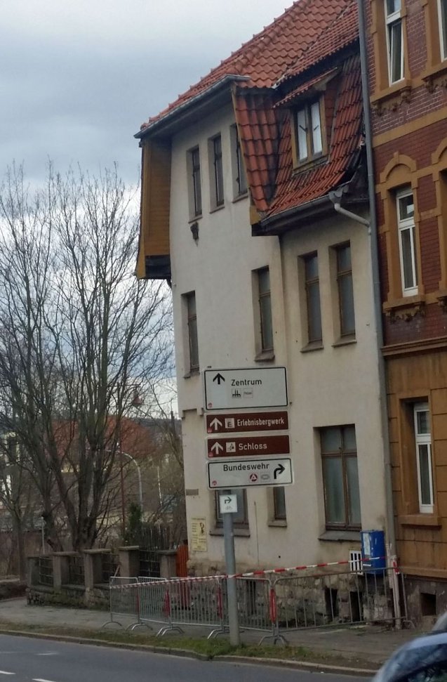 Bild: Fu&szlig;weg gesperrt